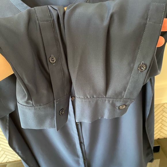 Navy NYJD Button Up Blouse with Mock Collar Size L - Picture 6 of 7